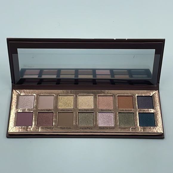 Mally Beauty Best Dressed Lids Eyeshadow Palette (NWT) - Picture 4 of 5